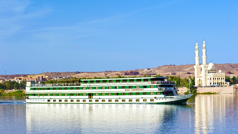 nile-cruiseboat-egypt.jpg