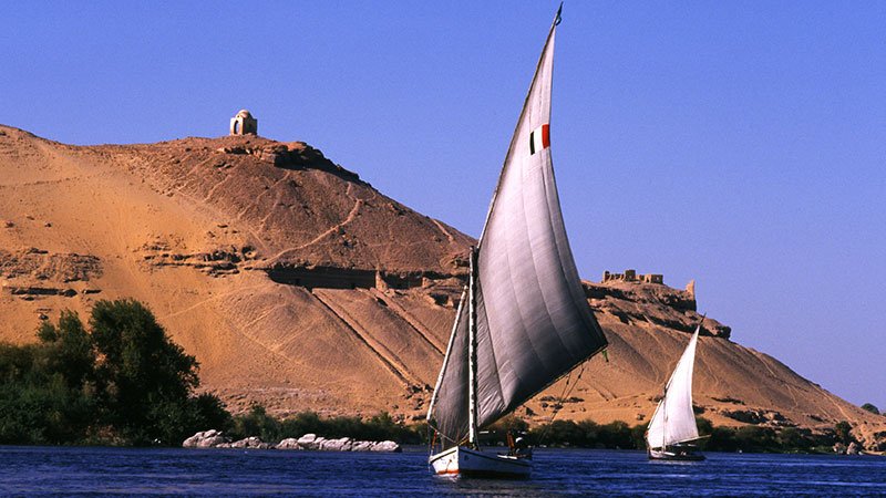 feluccas-aswan-egypt.jpg