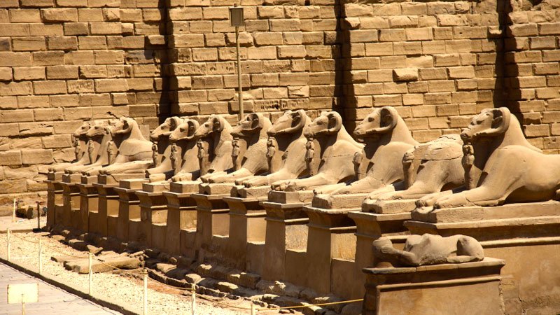 sphinxes-karnak-luxor-egypt.jpg
